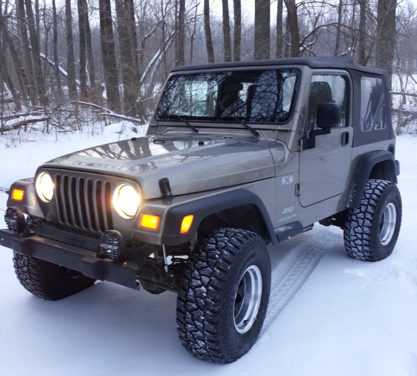Pictures of 3 inch lift with 33 inch tires | Jeep Wrangler Forum