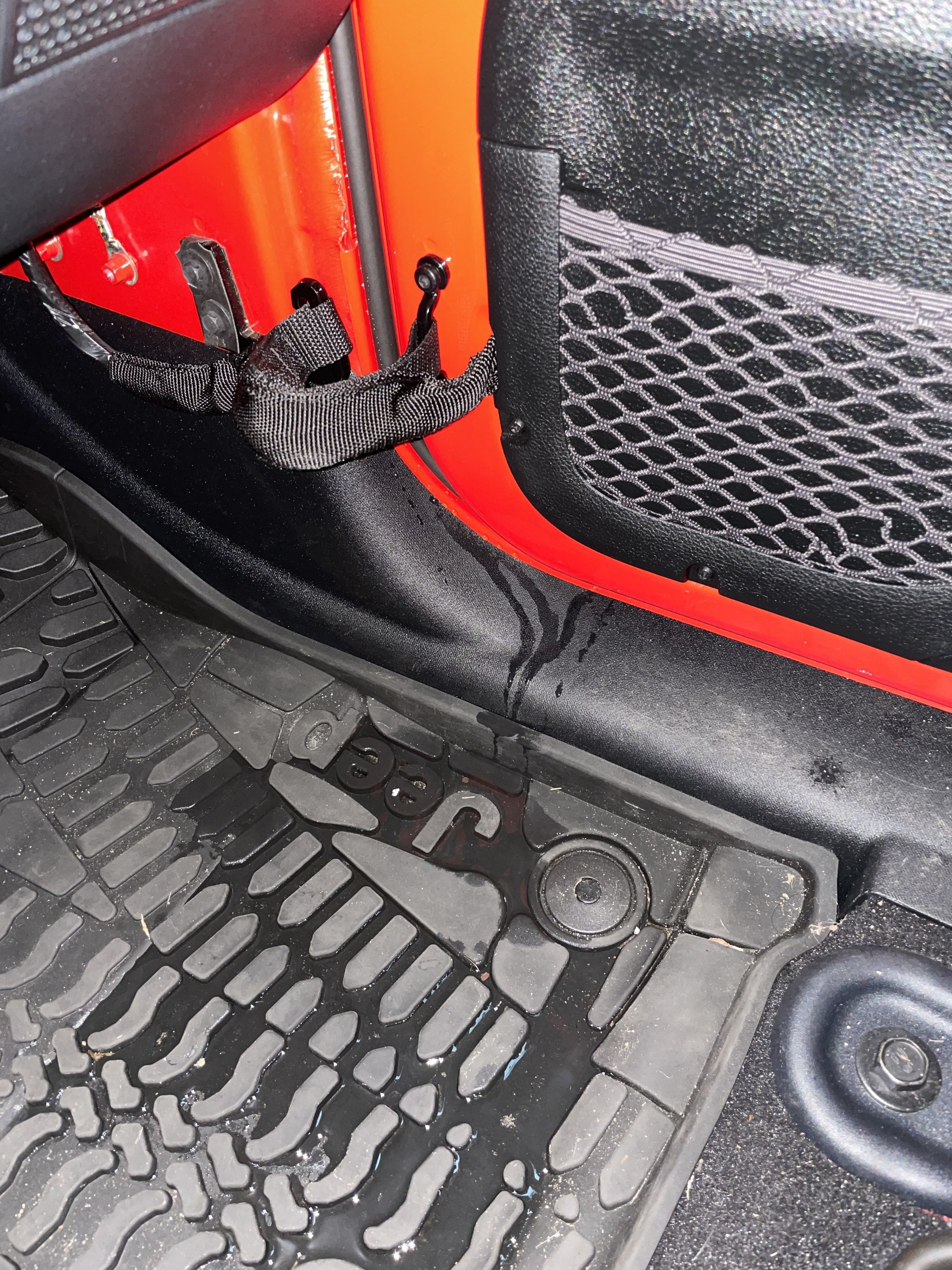 Water leaking into Jeep passenger side | Jeep Wrangler Forum