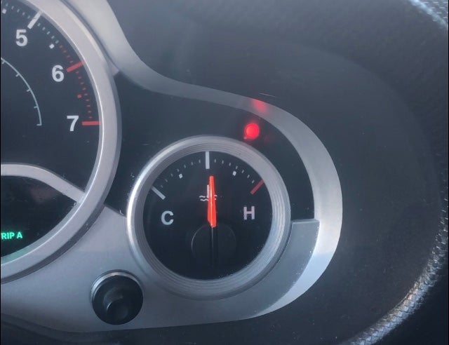 Red light above temp gauge | Jeep Wrangler Forum