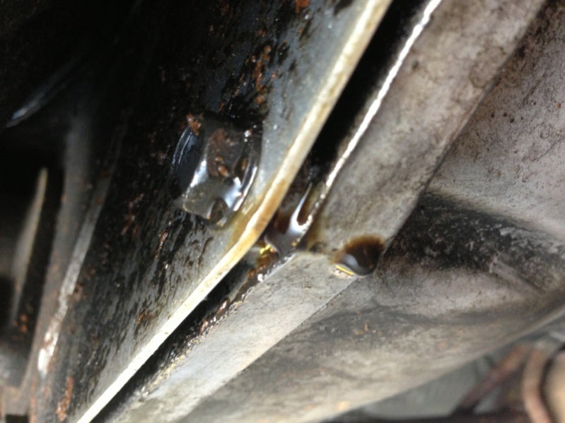 Exact source of oil leak | Jeep Wrangler Forum