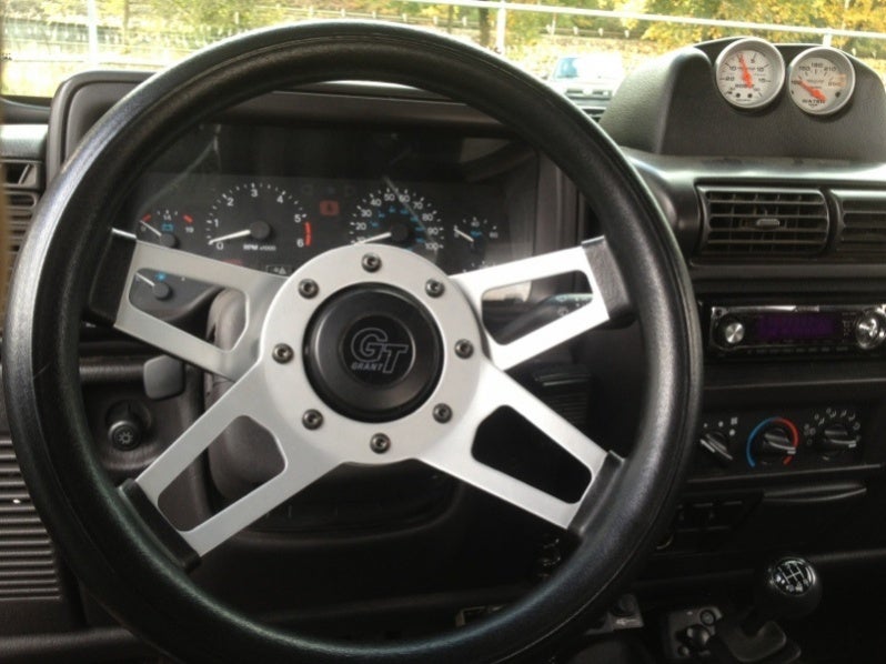 replacement steering wheel ? | Jeep Wrangler Forum