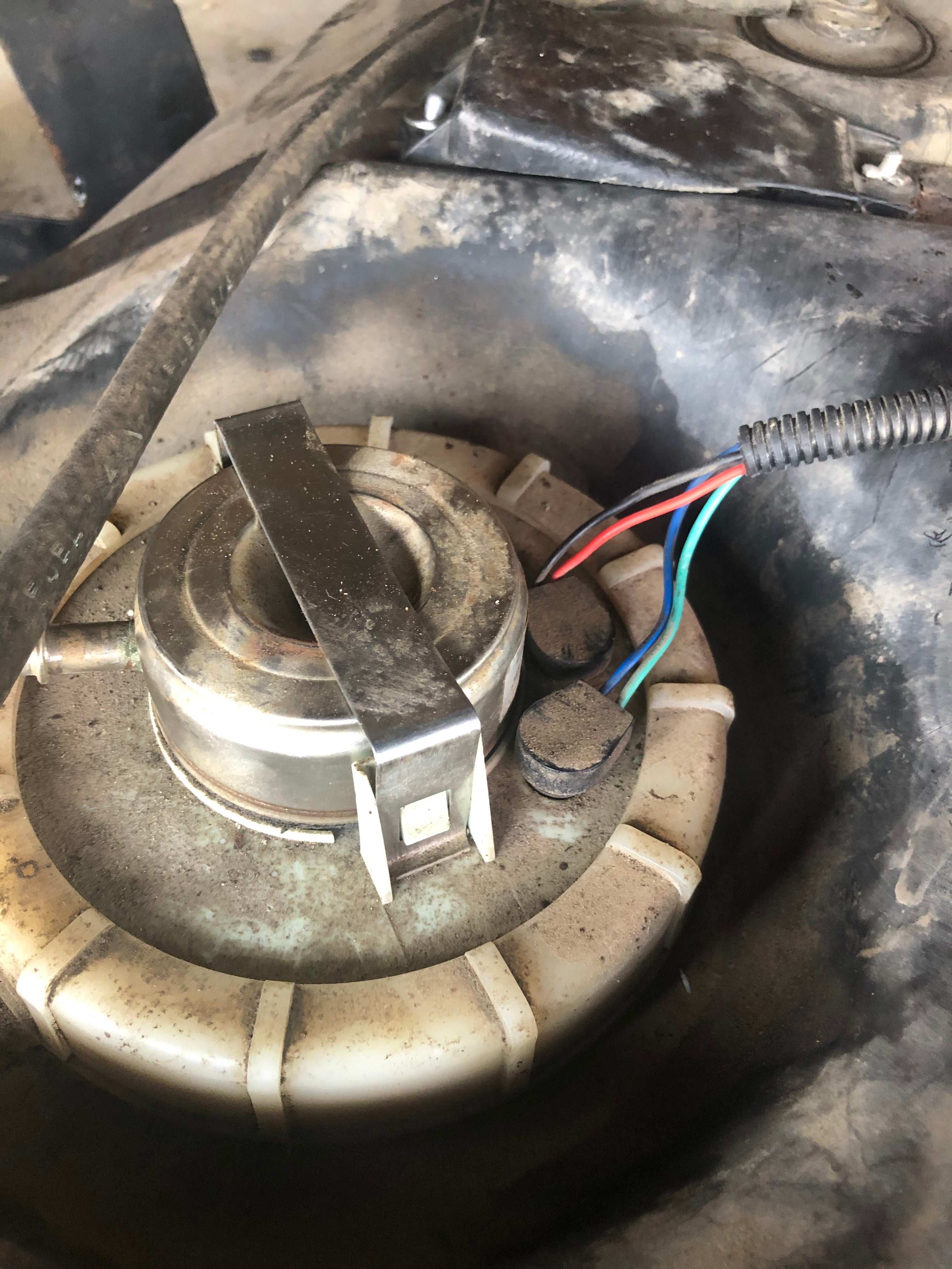 98 TJ fuel pump wiring connector | Jeep Wrangler Forum