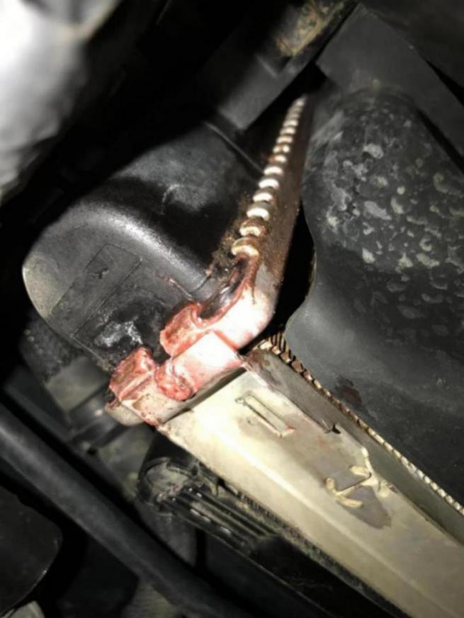 Radiator leak? | Jeep Wrangler Forum