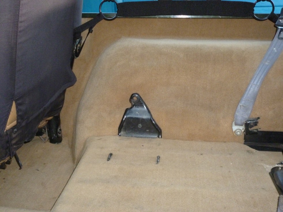 Rear Seat Mounting Bracket Position for 02 TJ (97-02) | Jeep Wrangler Forum