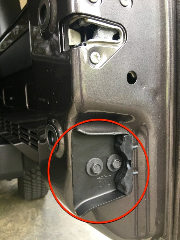 How I fixed my tailgate clunk/rattle | Jeep Wrangler Forum